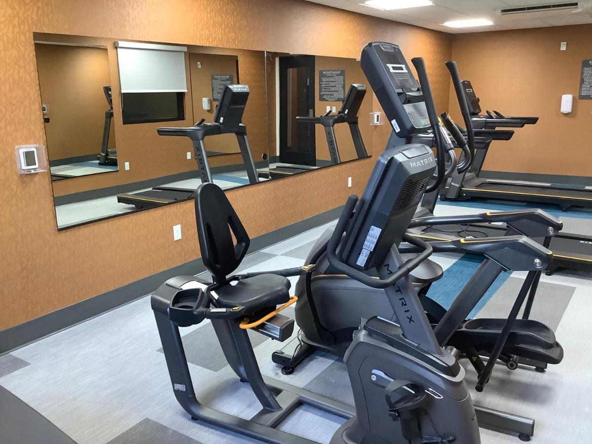 Comfort Suites Colorado Springs East - Medical Center Area Buitenkant foto