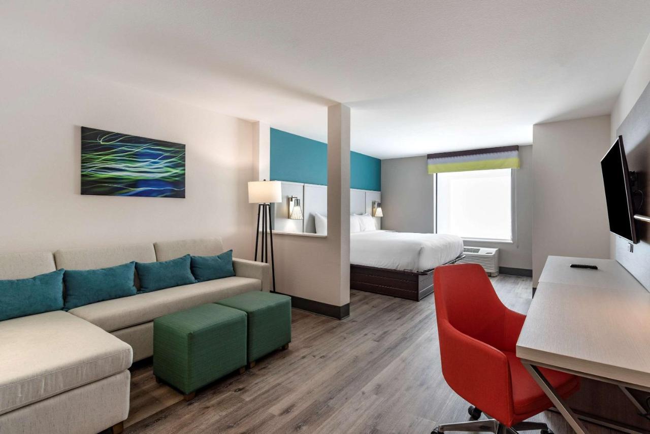 Comfort Suites Colorado Springs East - Medical Center Area Buitenkant foto