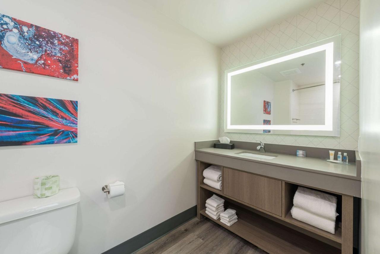 Comfort Suites Colorado Springs East - Medical Center Area Buitenkant foto