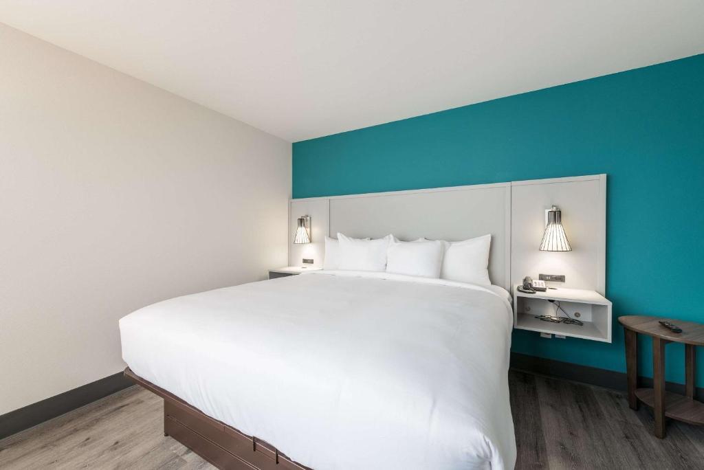 Comfort Suites Colorado Springs East - Medical Center Area Buitenkant foto