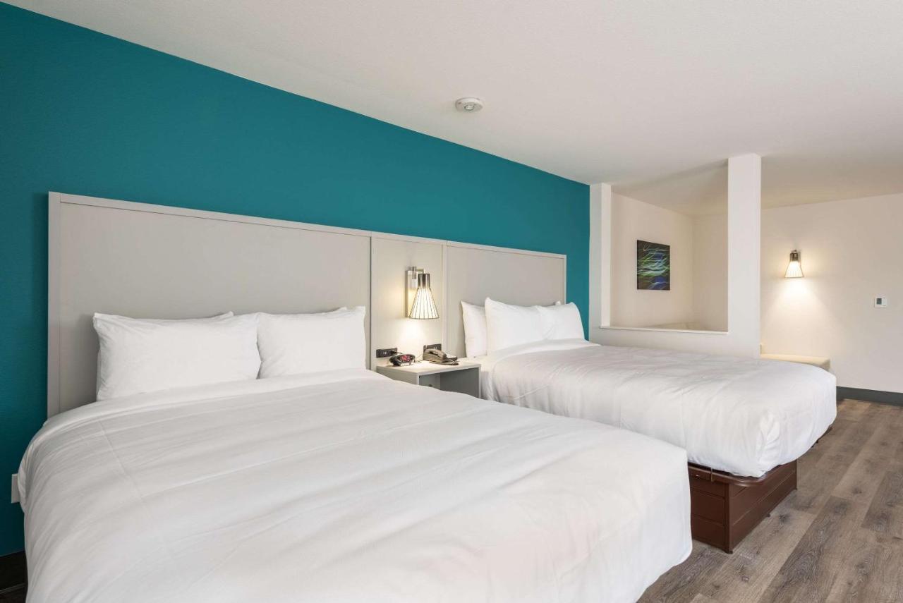 Comfort Suites Colorado Springs East - Medical Center Area Buitenkant foto