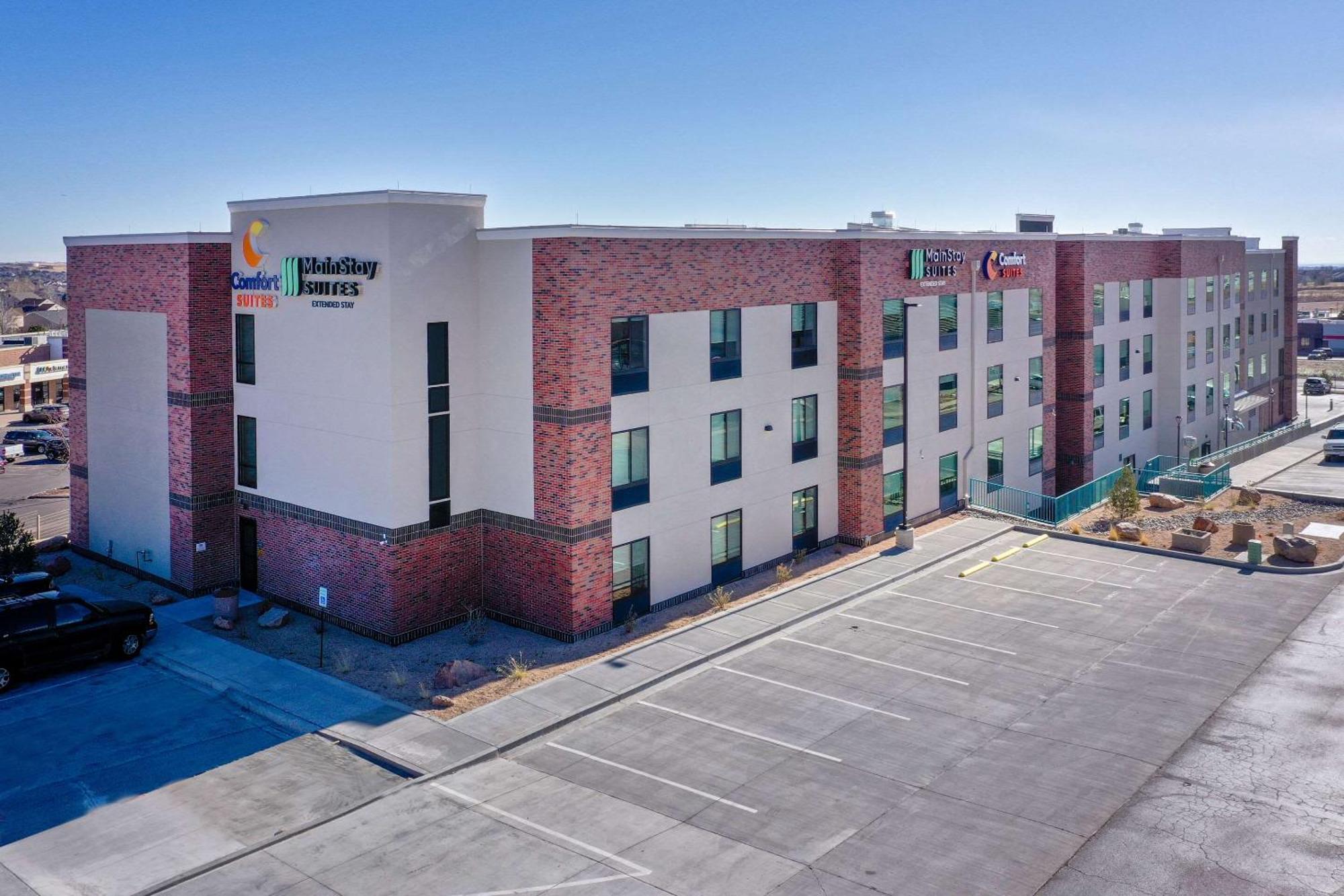 Comfort Suites Colorado Springs East - Medical Center Area Buitenkant foto