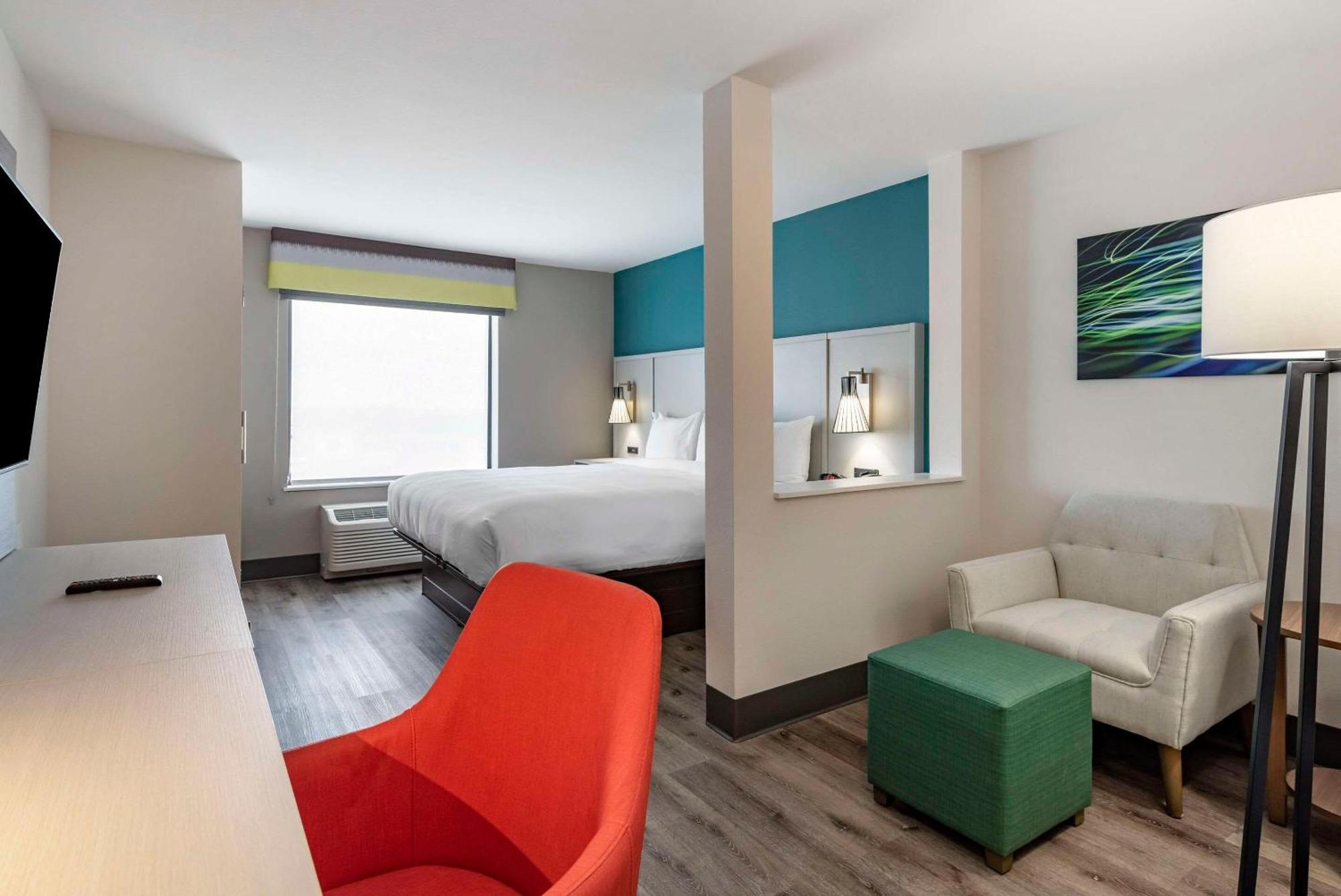 Comfort Suites Colorado Springs East - Medical Center Area Buitenkant foto
